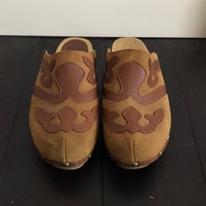 Brown leather Penelope Chilvers mule clogs